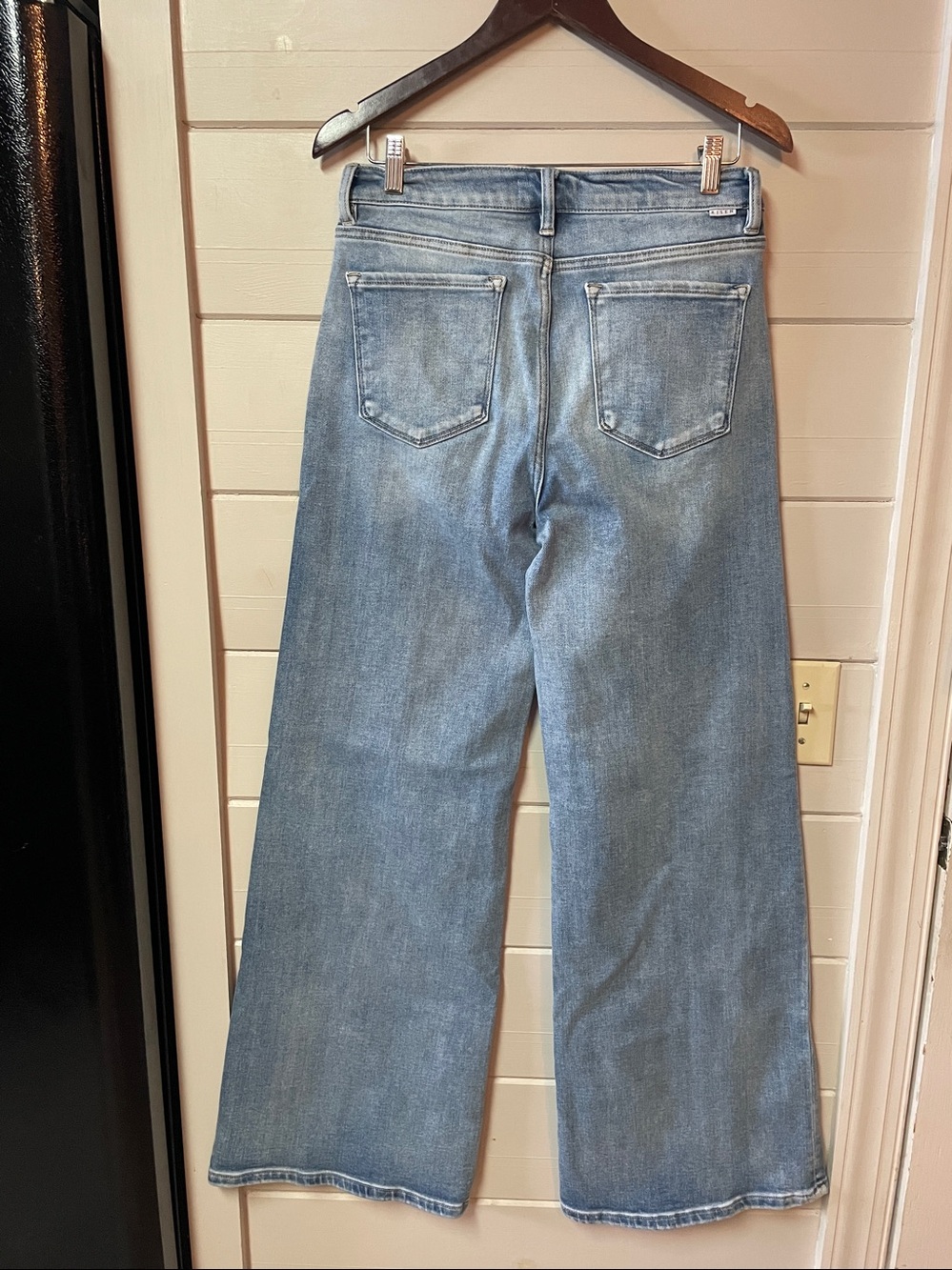Risen Jeans Women's Flare Front Pocket Jeans Size 31. - Picture 8 of 13